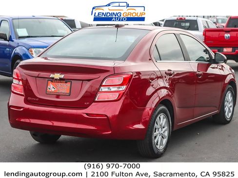 Used 2019 Chevrolet Sonic LT w/ Convenience Package image 4