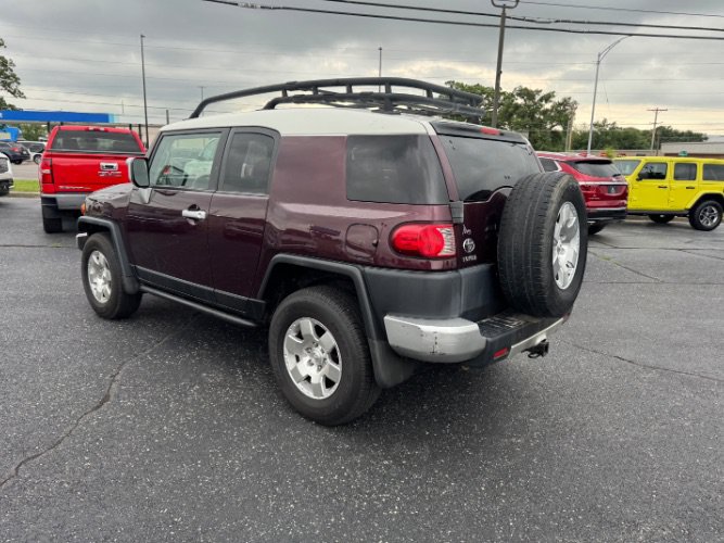 Used 2007 Toyota FJ Cruiser 4WD w/ Upgrade Pkg 1 image 3