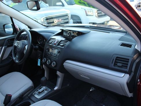 Used 2015 Subaru Forester 2.5i Premium AWD/4WD image 19