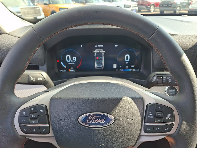 Used 2026 Ford Explorer Active AWD/4WD image 18