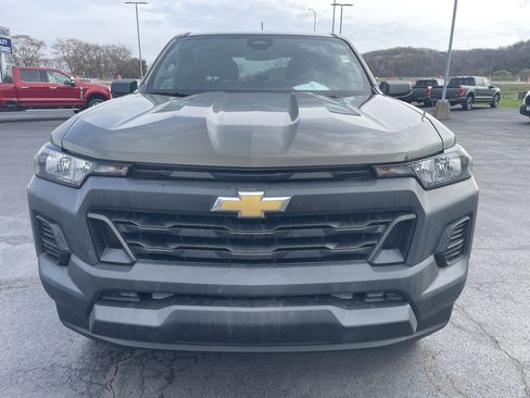 Used 2024 Chevrolet Colorado W/T w/ Advanced Trailering Package image 11