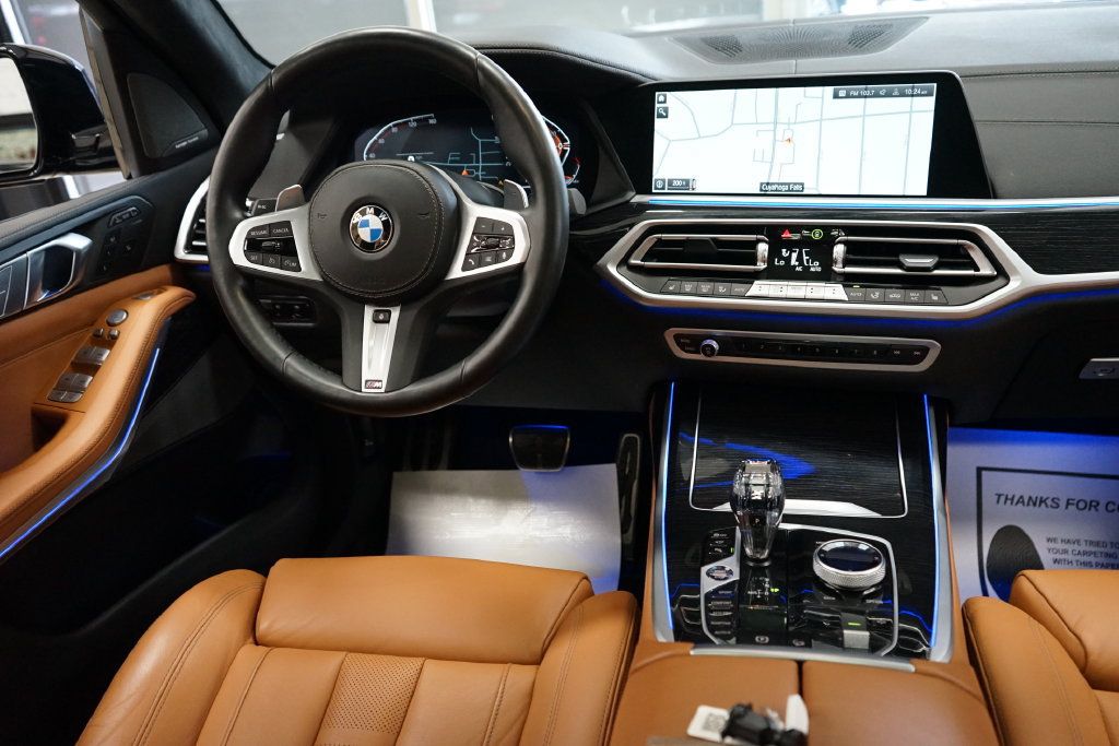 Used 2022 BMW X7 xDrive40i w/ M Sport Package AWD/4WD image 13