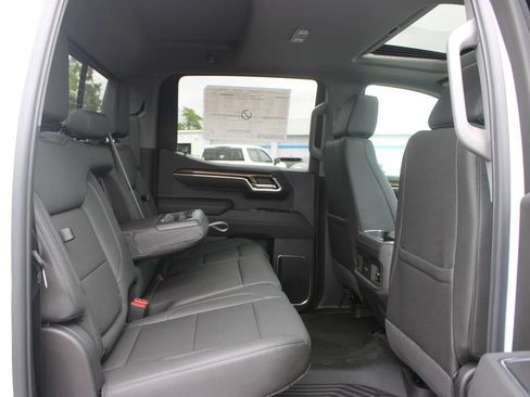 New 2026 Chevrolet Silverado 1500 LT Trail Boss w/ LT Trail Boss Premium Package AWD/4WD image 32