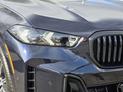 New 2026 BMW X5 xDrive40i w/ M Sport Package image 8