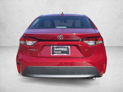 Used 2026 Toyota Corolla LE FWD image 6