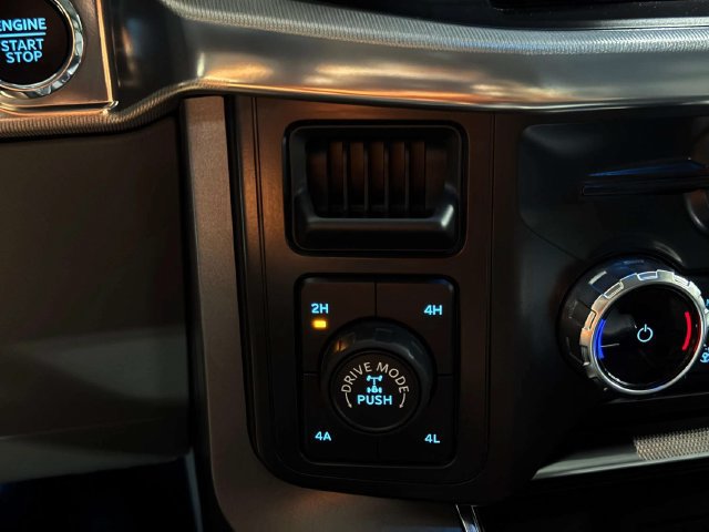Used 2025 Ford F150 Lariat w/ Equipment Group 502A High AWD/4WD image 20