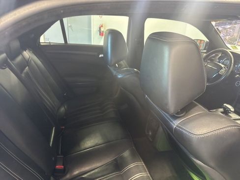 Used 2014 Chrysler 300 S image 18