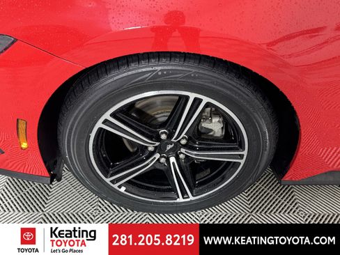 Used 2025 Ford Mustang Premium RWD image 26