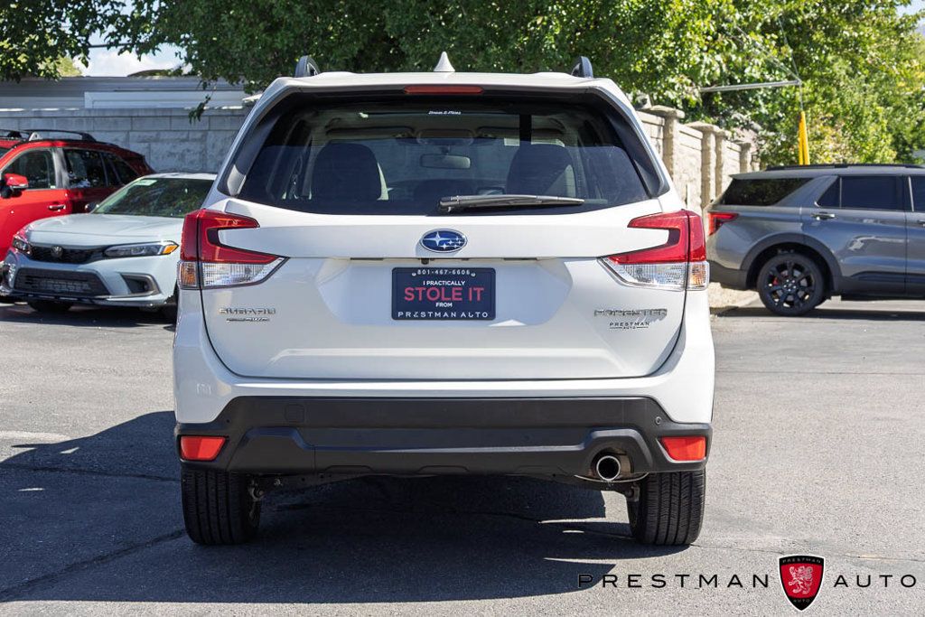 Used 2022 Subaru Forester Limited AWD/4WD image 17