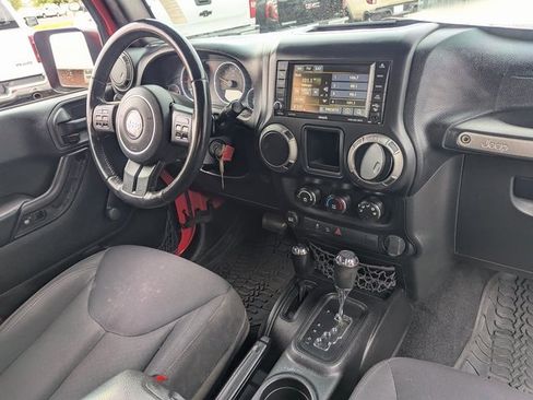 Used 2015 Jeep Wrangler Sport image 26