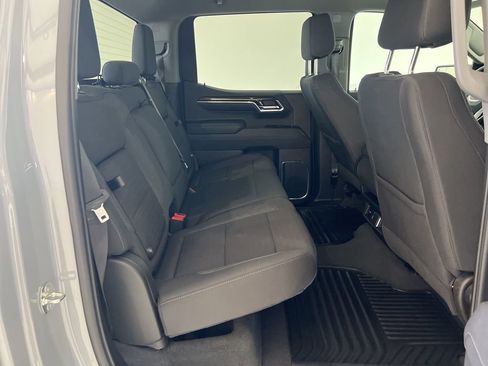 Used 2024 GMC Sierra 1500 Elevation image 23