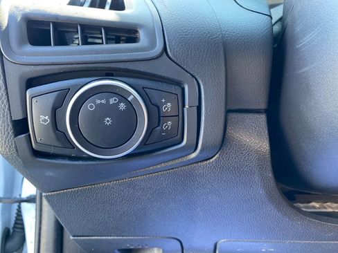 Used 2016 Ford Focus SE image 29