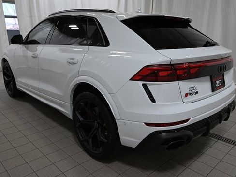 Used 2025 Audi RS Q8 performance image 12