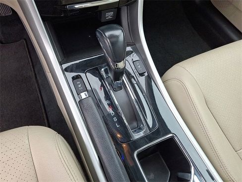 Used 2016 Honda Accord EX-L image 12