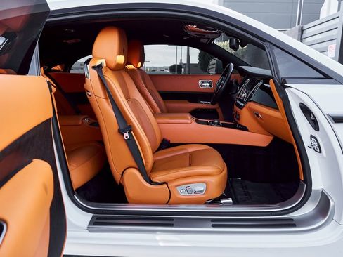 Used 2019 Rolls-Royce Wraith Base image 26