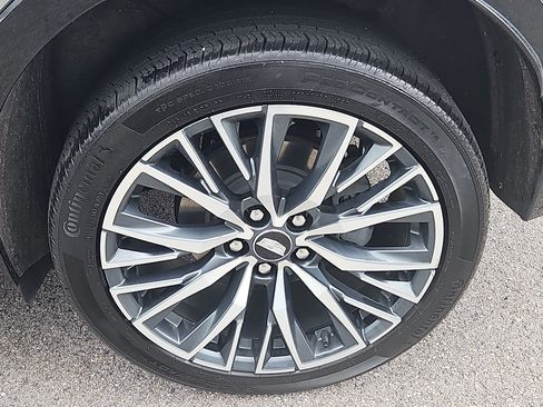 Used 2024 Cadillac XT4 Sport AWD/4WD image 29