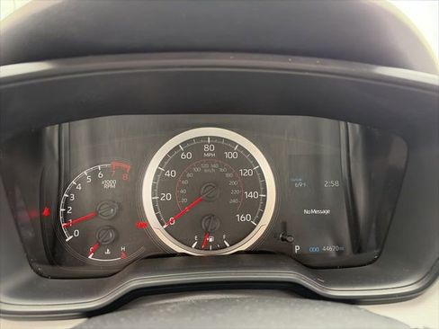 Used 2021 Toyota Corolla SE w/ Carpet Mat Package (TMS) image 11