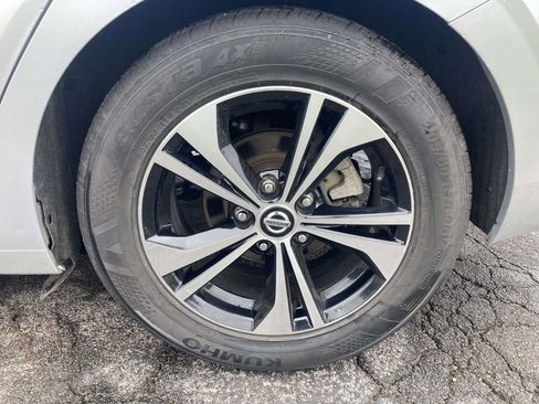 Used 2022 Nissan Sentra SV FWD image 13