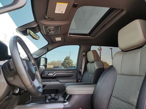 Certified 2025 Chevrolet Silverado 2500 ZR2 w/ Technology Package image 12