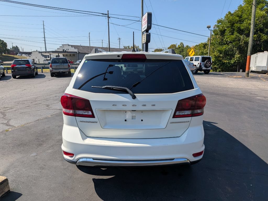 Used 2019 Dodge Journey Crossroad FWD image 4