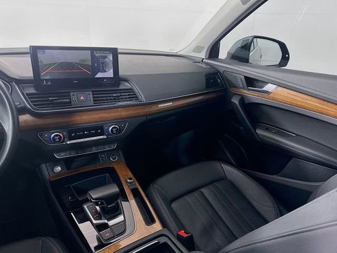 Used 2022 Audi Q5 2.0T Premium Plus w/ Premium Plus Package image 23