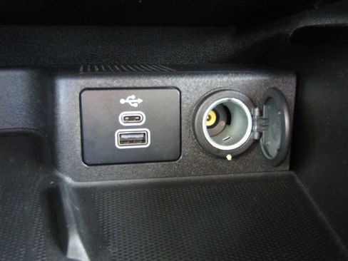 Used 2025 Ford Escape Platinum w/ Class II Trailer Tow Package AWD/4WD image 31