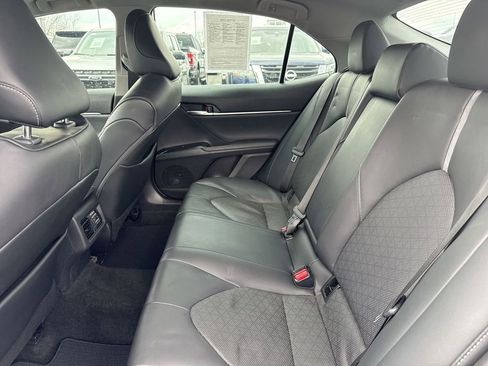 Used 2020 Toyota Camry XSE image 23