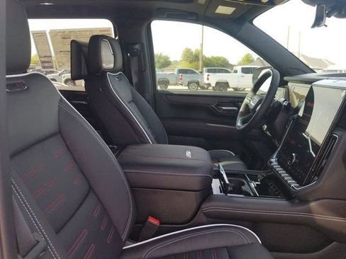 New 2026 GMC Yukon XL AT4 Ultimate AWD/4WD image 16