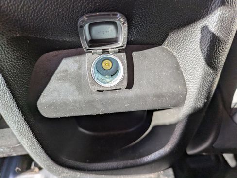 Used 2022 Chevrolet Colorado W/T w/ Custom Special Edition image 12