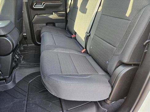 New 2026 Chevrolet Silverado 1500 LT image 17