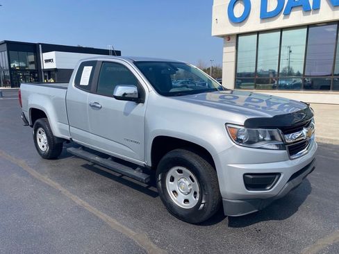 Used 2018 Chevrolet Colorado W/T image 1