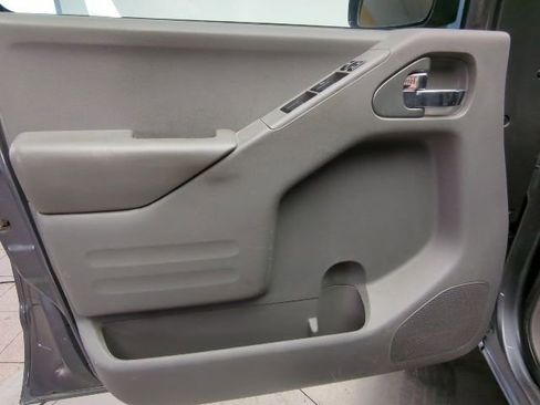 Used 2016 Nissan Frontier SV w/ SV Value Truck Package image 23