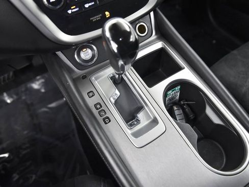 Used 2020 Nissan Murano SV image 24