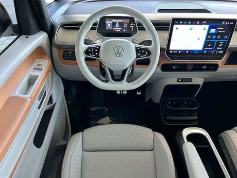 New 2025 Volkswagen ID. Buzz 1st Edition image 45