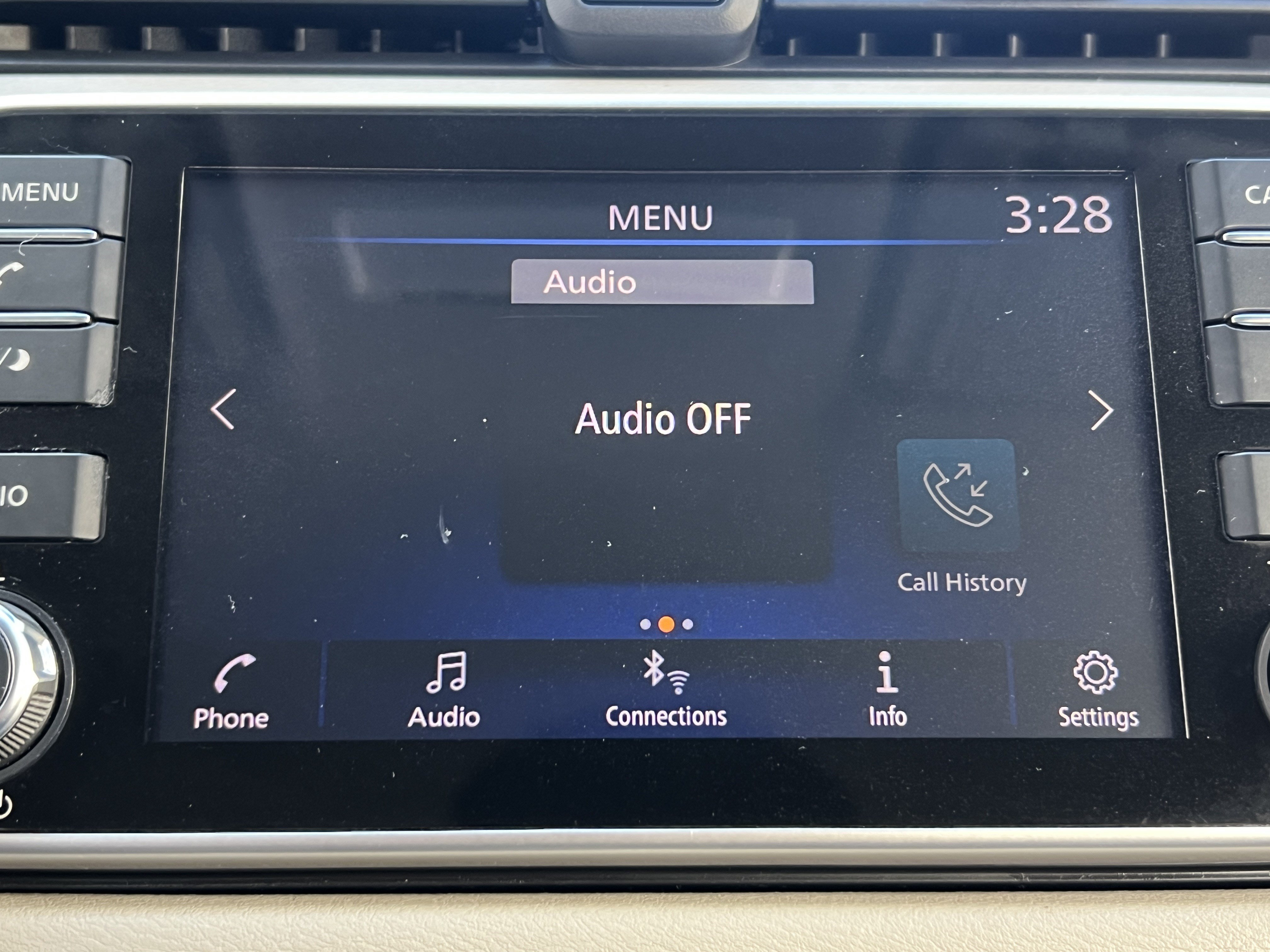 Used 2021 Nissan Versa SV FWD image 13