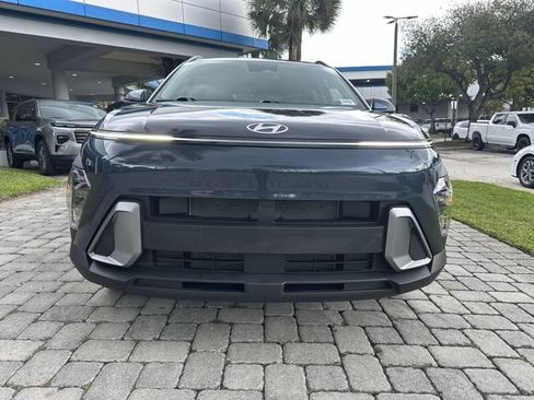 Used 2025 Hyundai Kona SEL FWD image 20