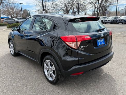 Used 2018 Honda HR-V LX image 6