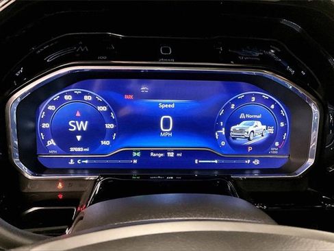 Used 2022 Chevrolet Silverado 1500 High Country w/ High Country Premium Package image 26