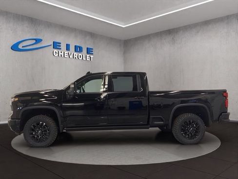 New 2026 Chevrolet Silverado 2500 High Country w/ Midnight Edition AWD/4WD image 5