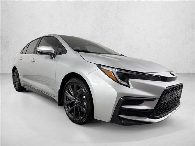 Used 2026 Toyota Corolla SE FWD image 1