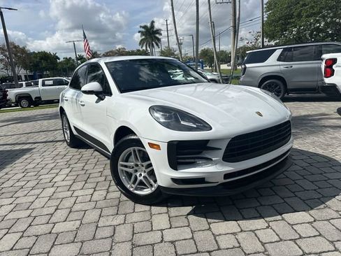 Used 2020 Porsche Macan AWD/4WD image 38