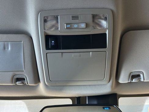 Used 2019 Toyota Tacoma SR5 image 17