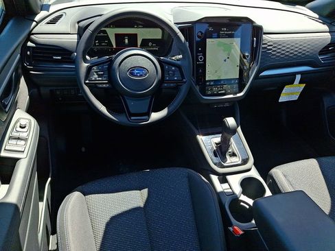 Used 2025 Subaru Forester Premium AWD/4WD image 11