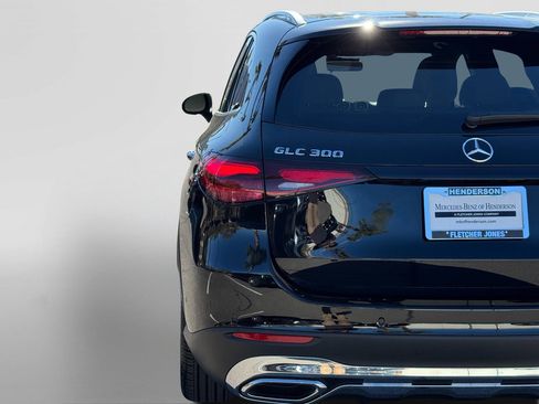 Certified 2025 Mercedes-Benz GLC 300 image 12