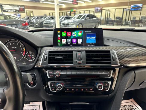 Used 2018 BMW M3 image 35