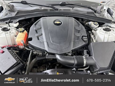Certified 2020 Chevrolet Camaro LT image 29