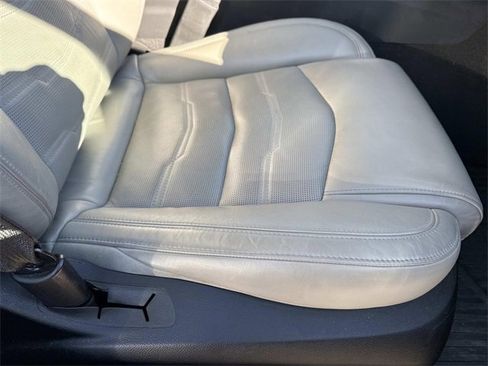 Used 2018 Cadillac CT6 Luxury image 16