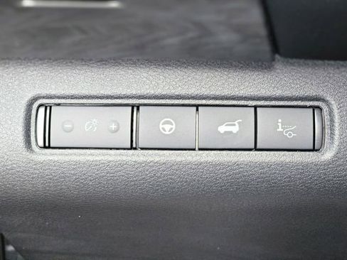 New 2026 Nissan Pathfinder Platinum image 19