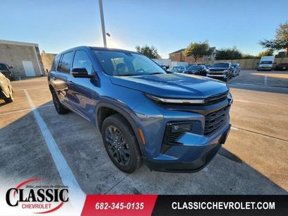 Used 2024 Chevrolet Traverse LS w/ Midnight/Sport Edition