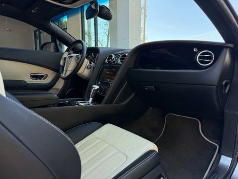 Used 2015 Bentley Continental GT V8 S image 26